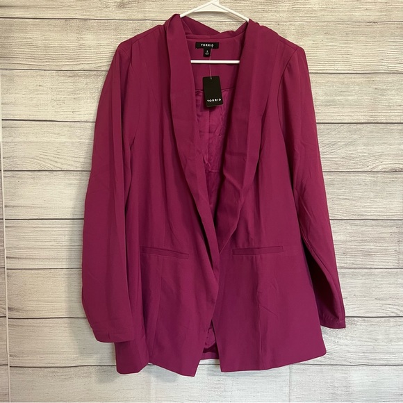 TORRID STUDIO CREPE JERSEY CLASSIC SHAWL COLLAR BLAZER NWT SIZE 3X - Picture 3 of 8